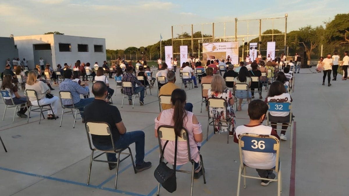 Actos de Fin de Curso / Con protocolos y en espacios abiertos