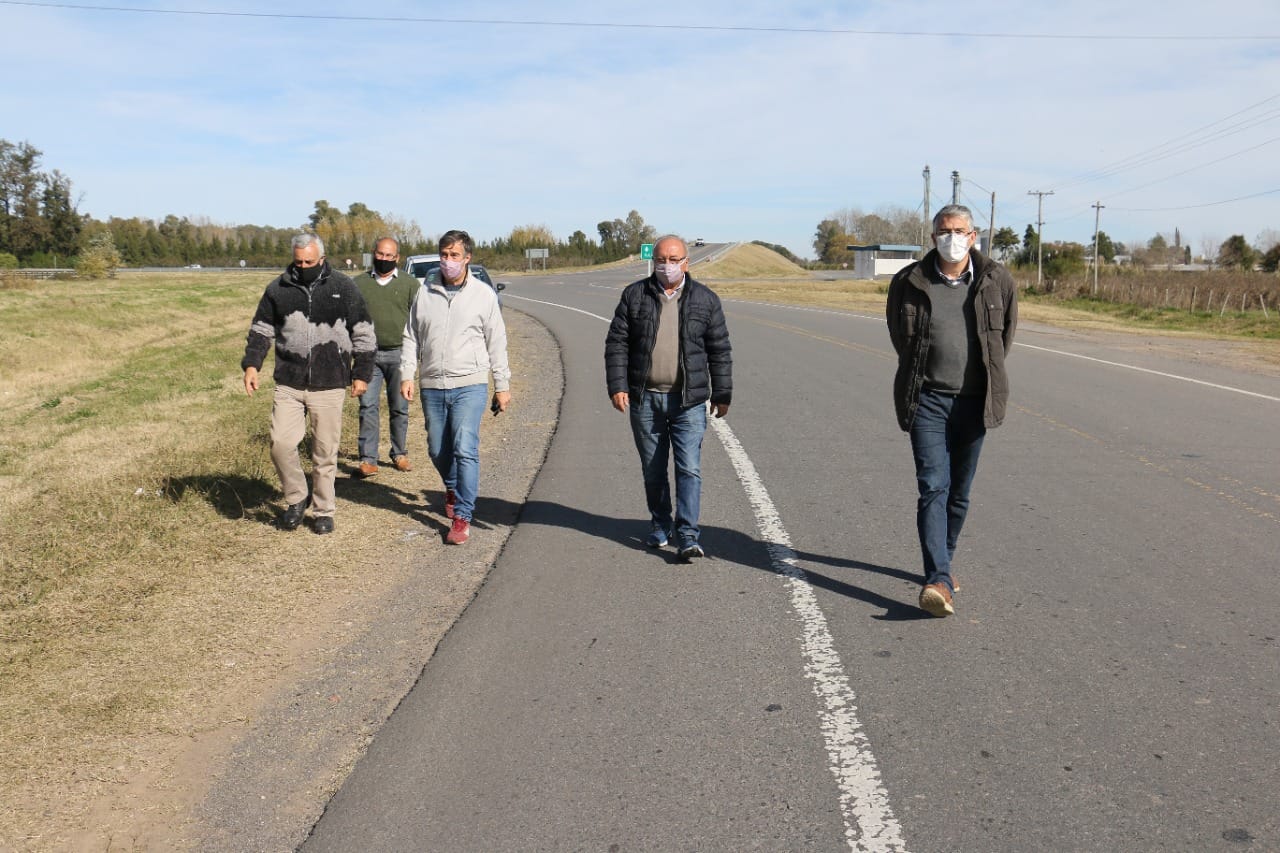 Comienzan a relevar la obra del acceso a cucullu