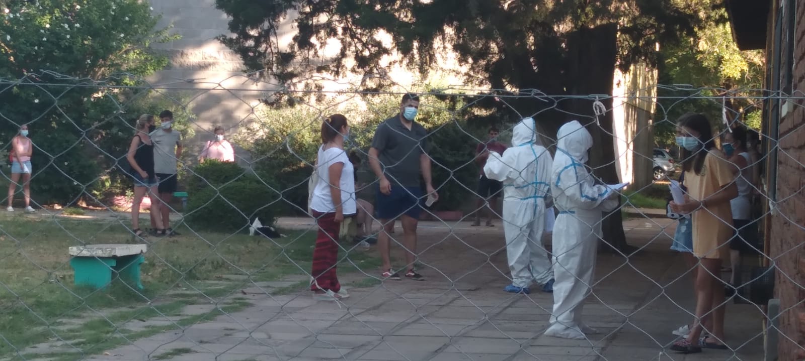 Se agotaron los test rápidos y solo hacen PCR
