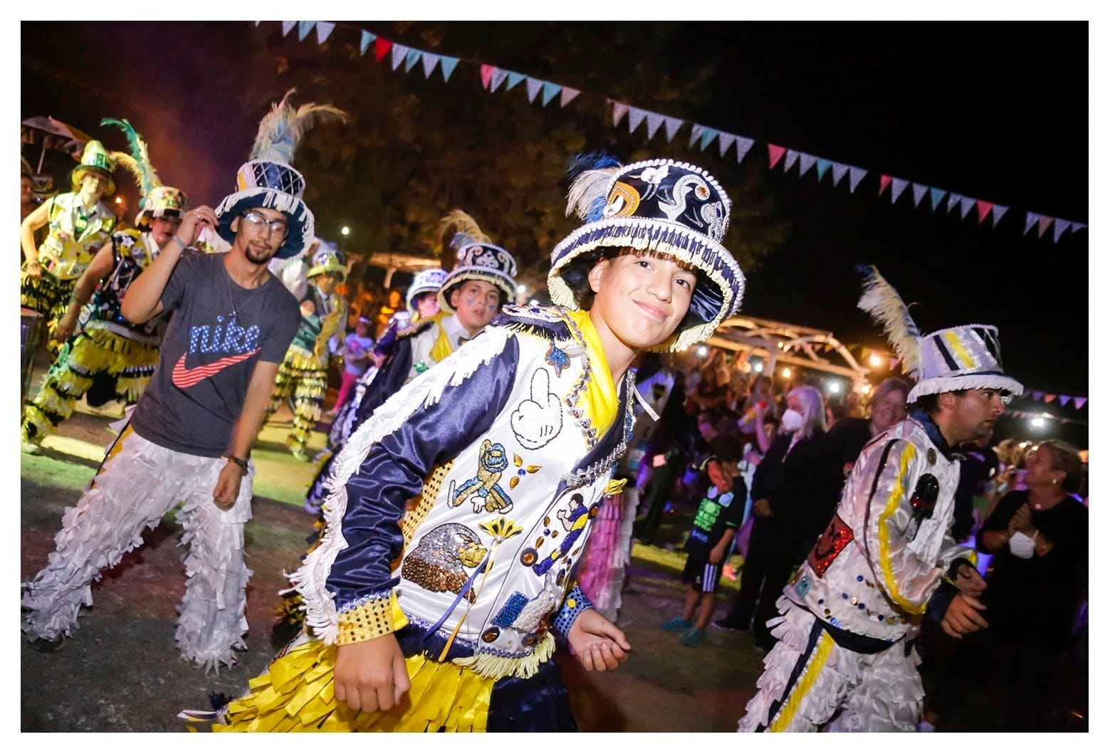 Villa Ruiz vivió su noche de carnaval