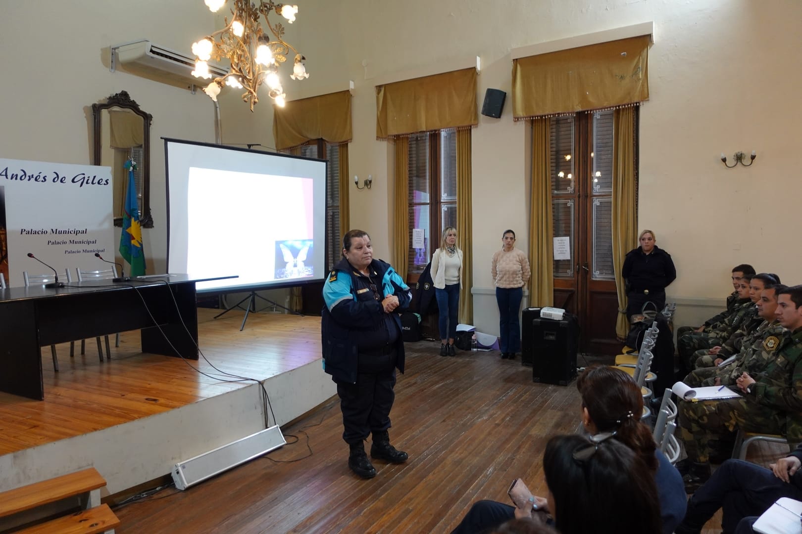 Brindan capacitación sobre identidad de genero a personal de seguridad
