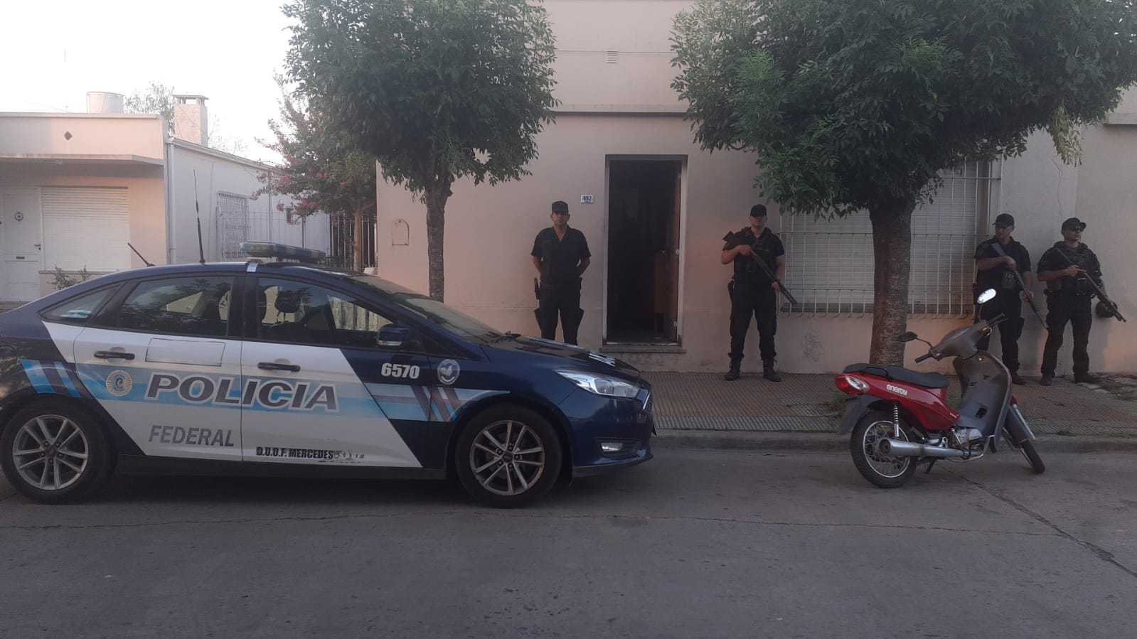 Allanamiento, detenciones y decomiso de estupefacientes