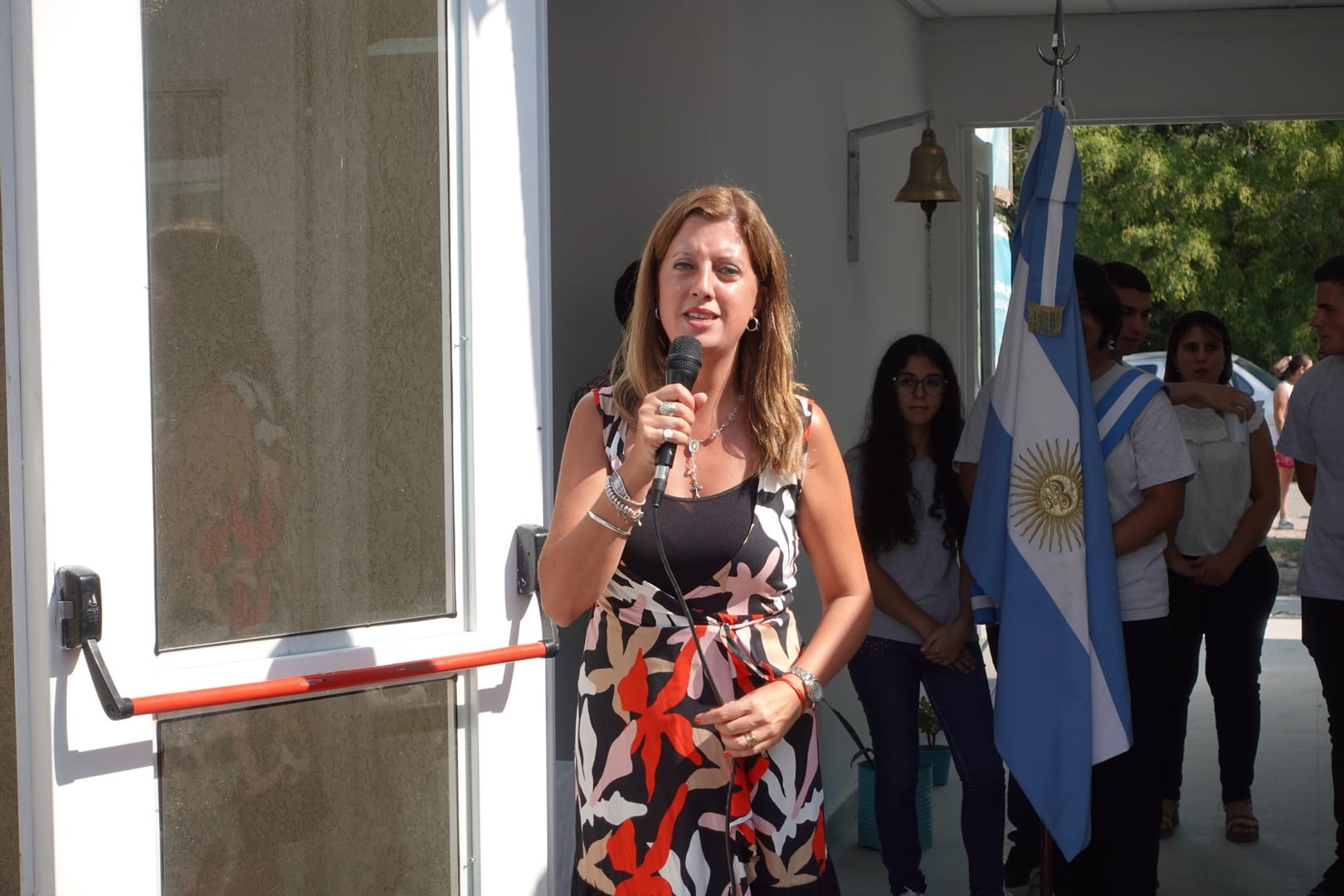 El intendente Miguel Gesualdi presente en el inicio de clases en La Florida y en Cucullu