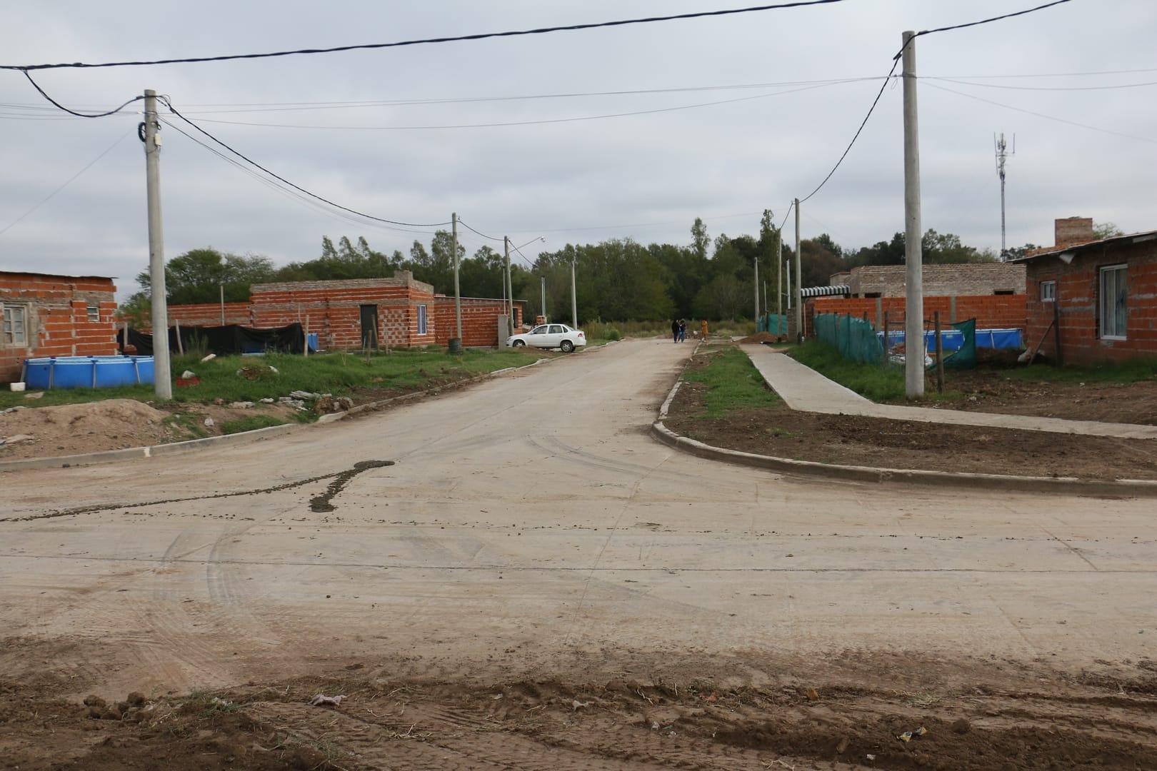 El municipio realiza mejores en los barrios El Esfuerzo y Scaully