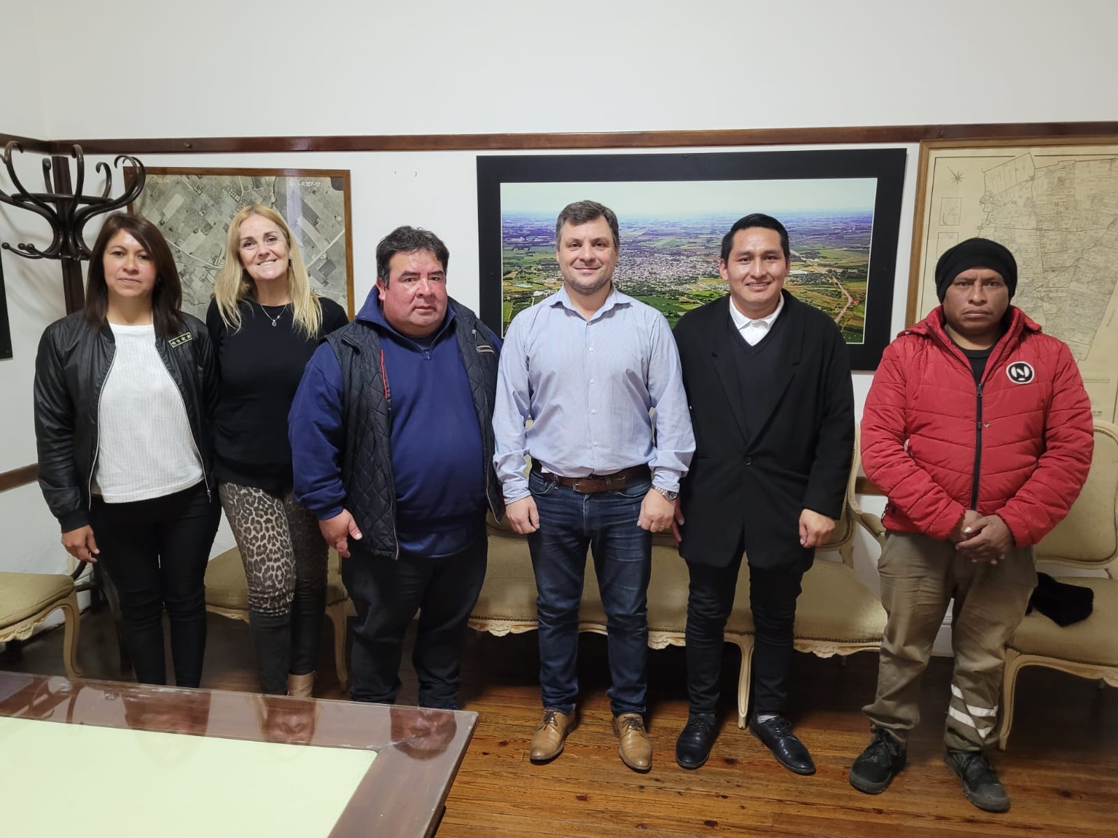 El vicecónsul boliviano visitó al intendente Miguel Gesualdi