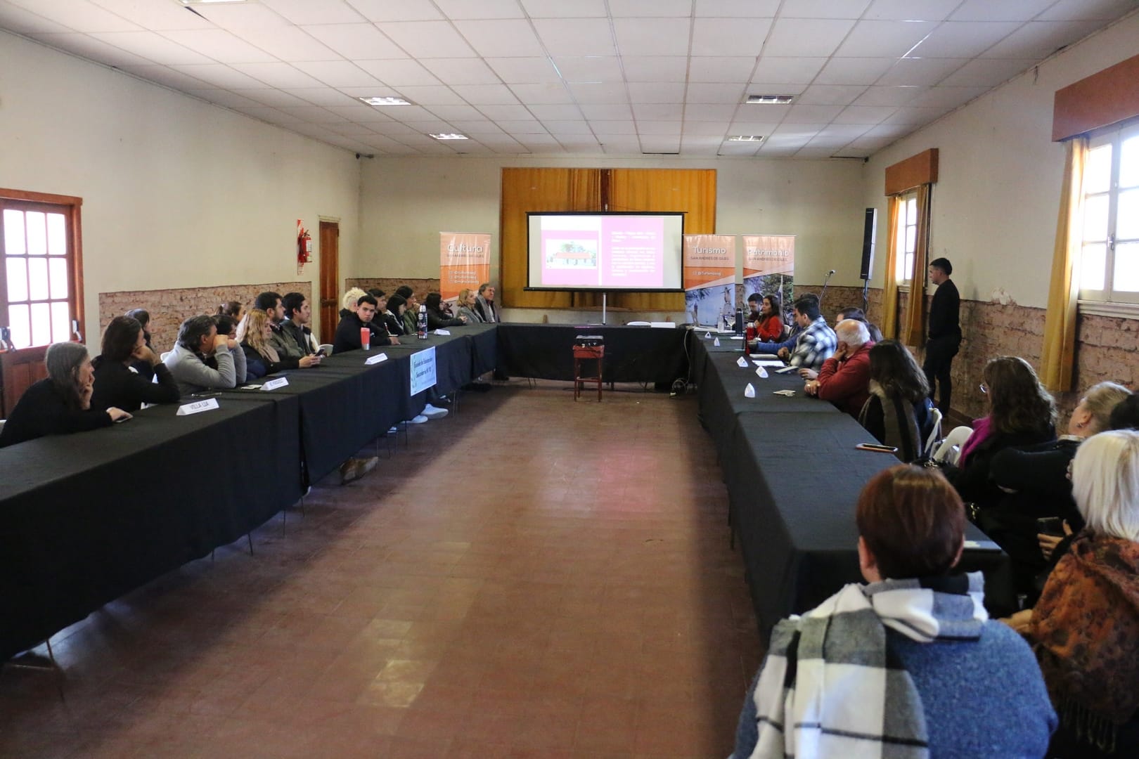 Se realizó en Azcuénaga el 3er. Encuentro Regional de Pueblos Turísticos