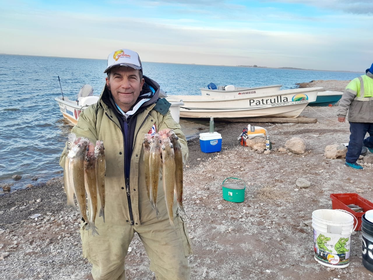 Pesca / Laguna Alsina, el viento y el frio nos jugó en contra