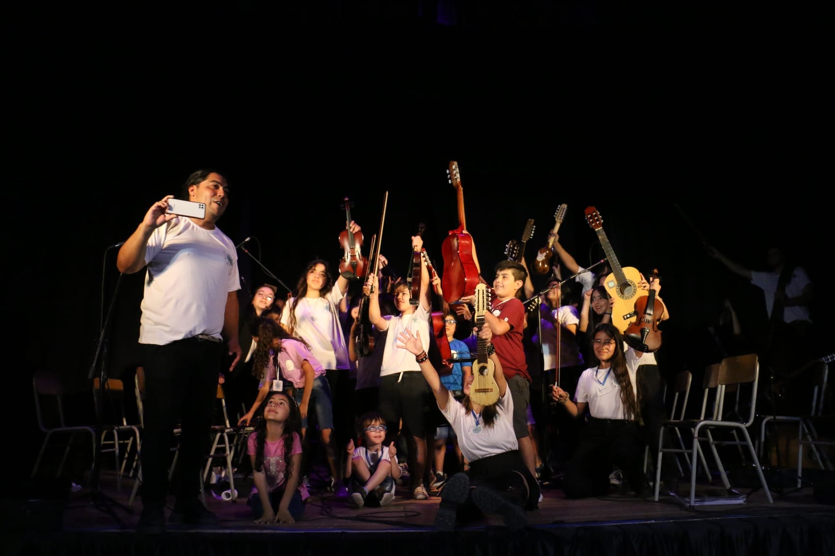 “Arroyos y Sembraderos” cerró el año a toda orquesta