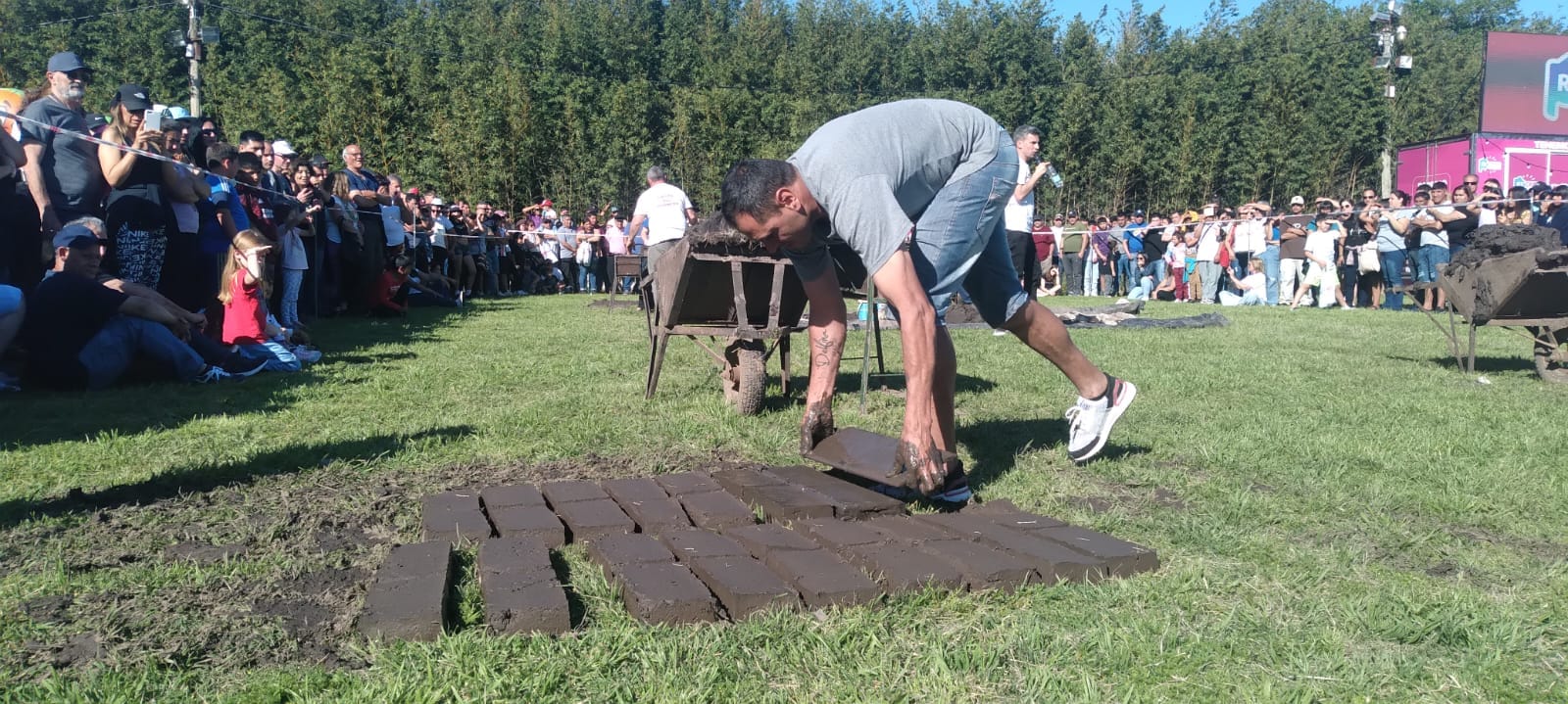 Cucullu vivió una nueva edicion de la Fiesta del Hornero