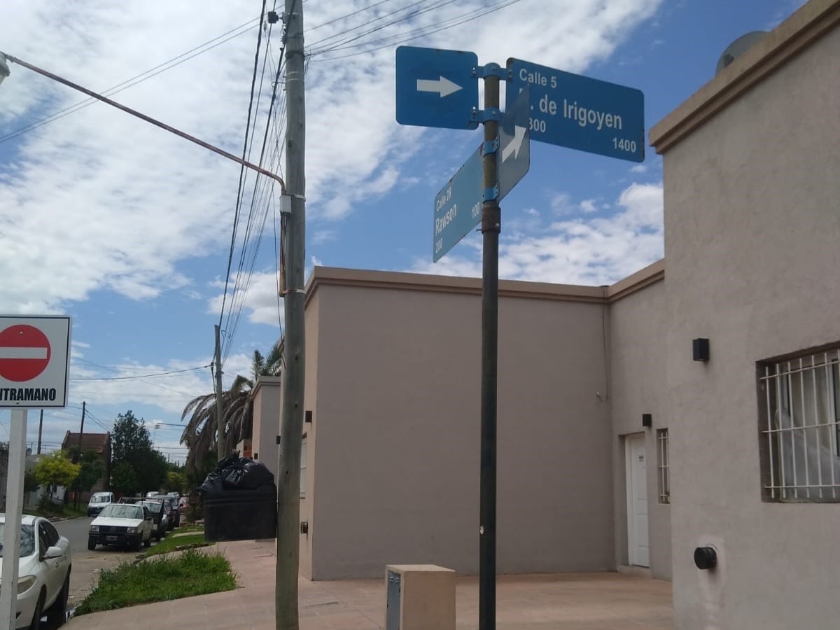Cambia la mano de la calle Yrigoyen en respuesta a una ordenanza del 2018