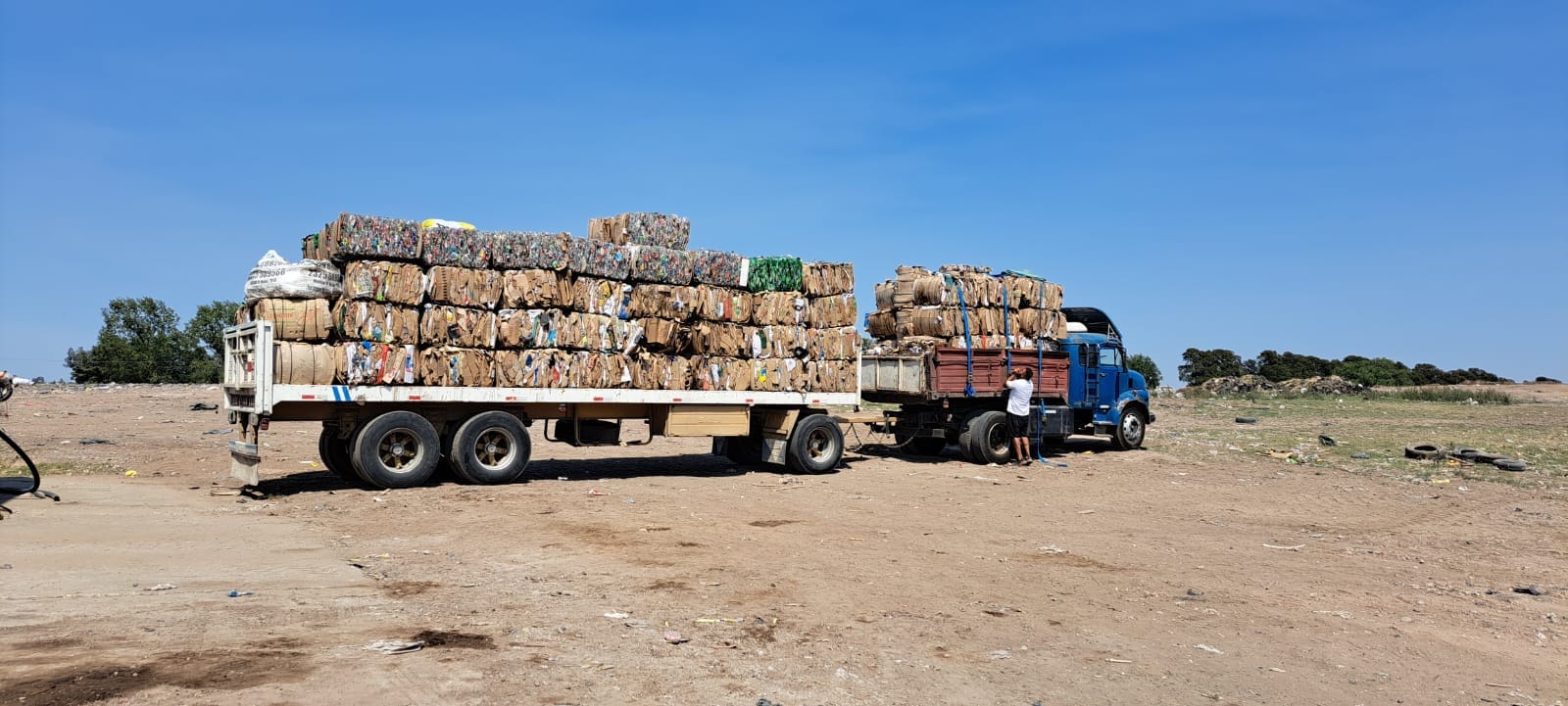 Última venta del año de materiales reciclados