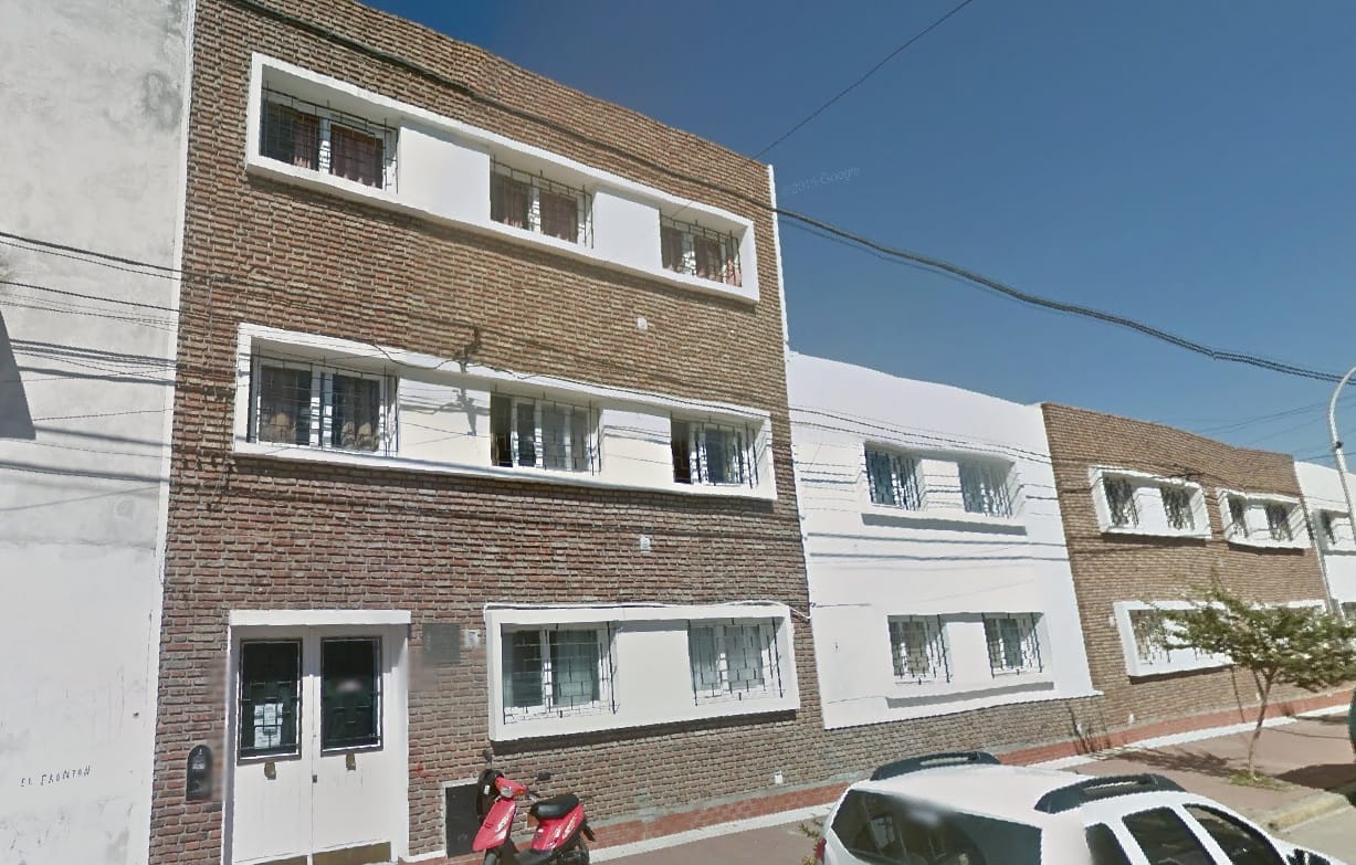 Colegio de Hermanas / Suspenden clases por inspección del subsuelo