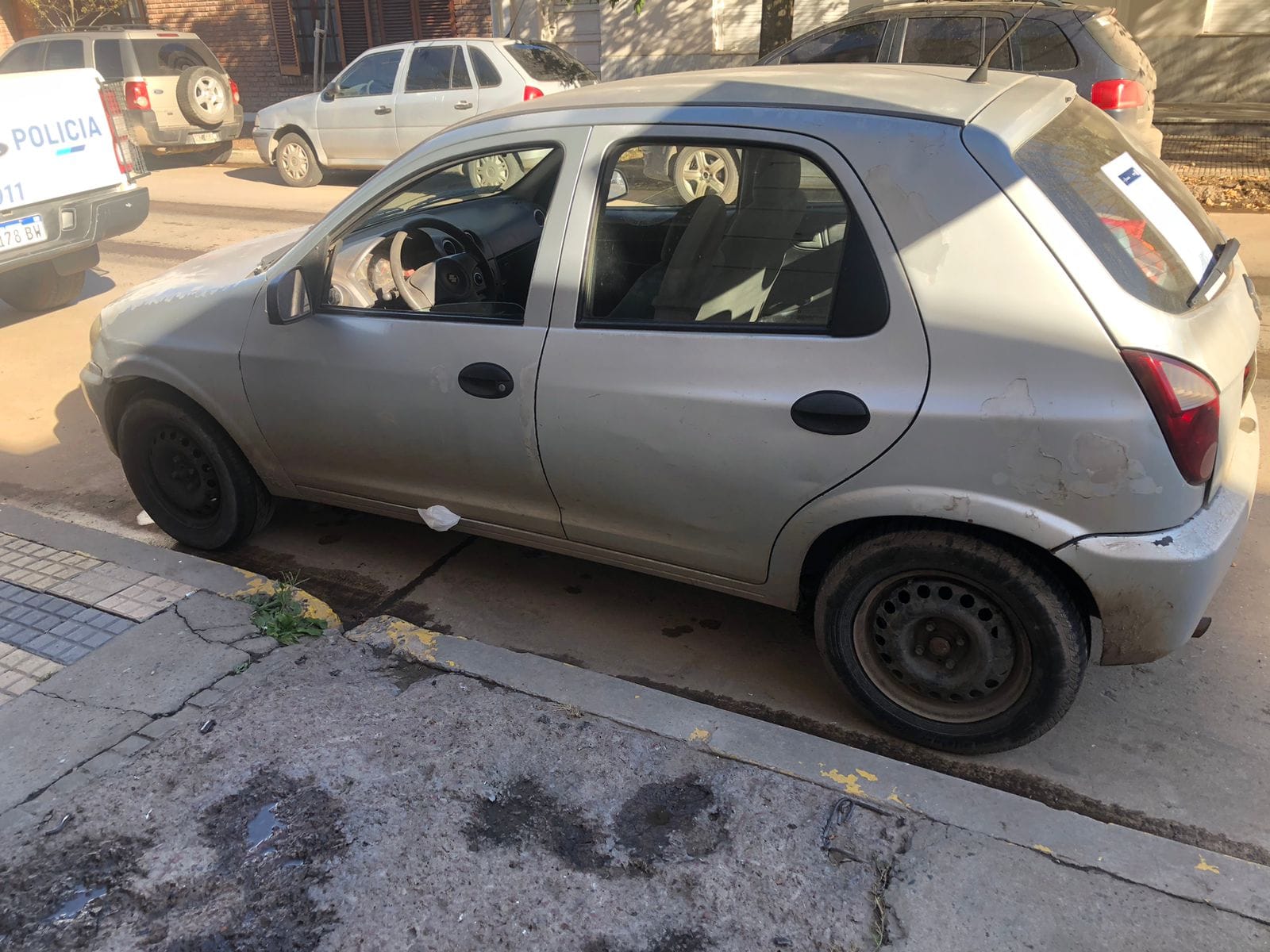 Policiales / Detienen un vehículo sospechoso con pedido de secuestro