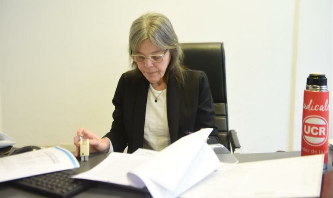 Belén Malaisi: Impulso de la ley de ficha limpia y reconocimiento a Universidades