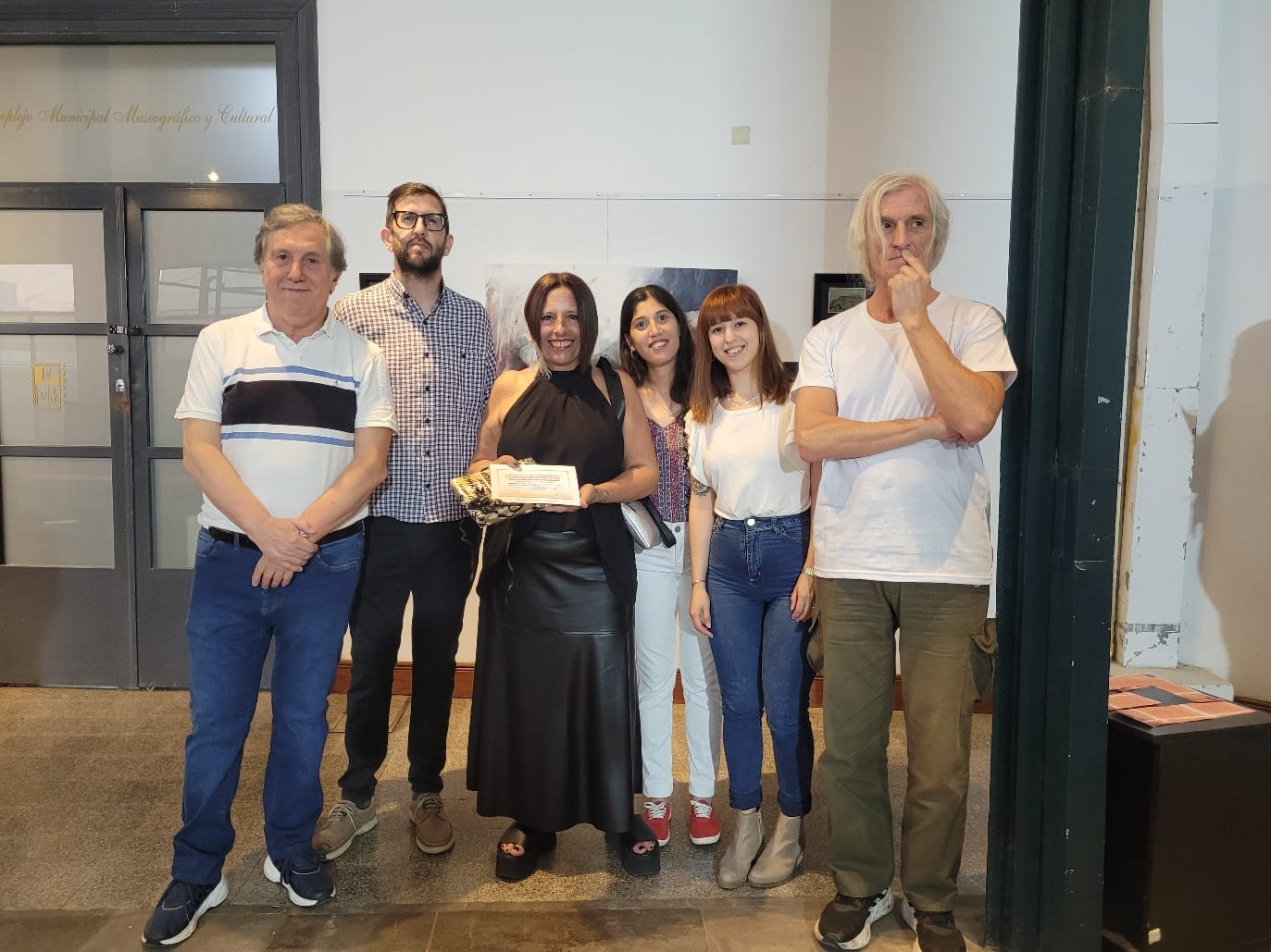 Ale Feijó ganó el 47 salón de pintura «Enrique José de Larrañaga»