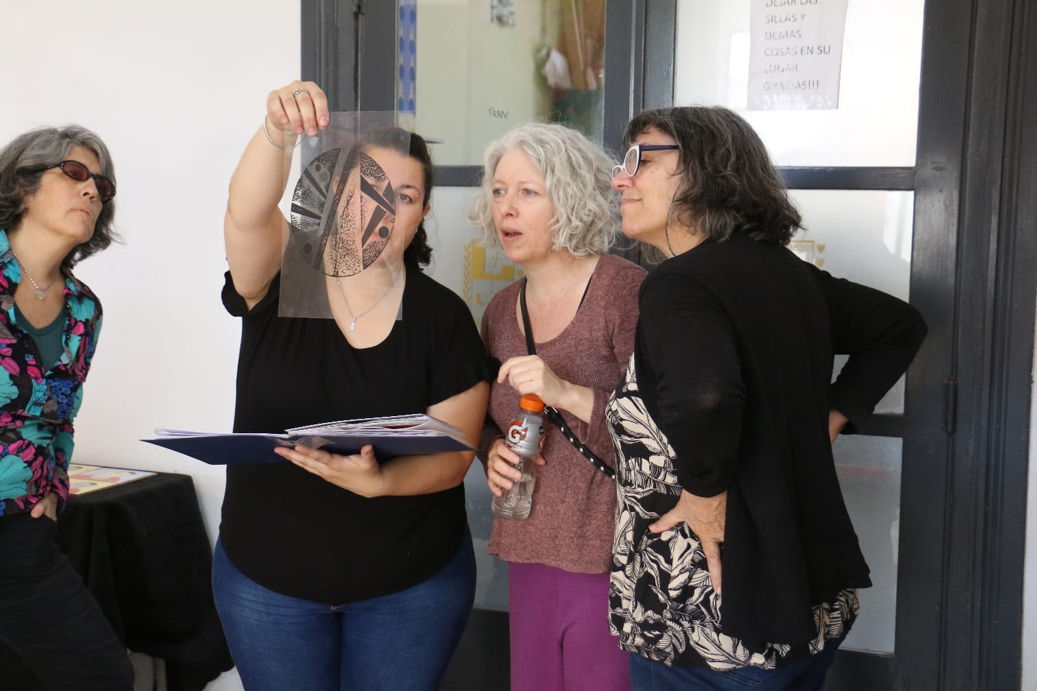 La UNA mostró su arte y abrió la inscripción para los posgrados del año 2025