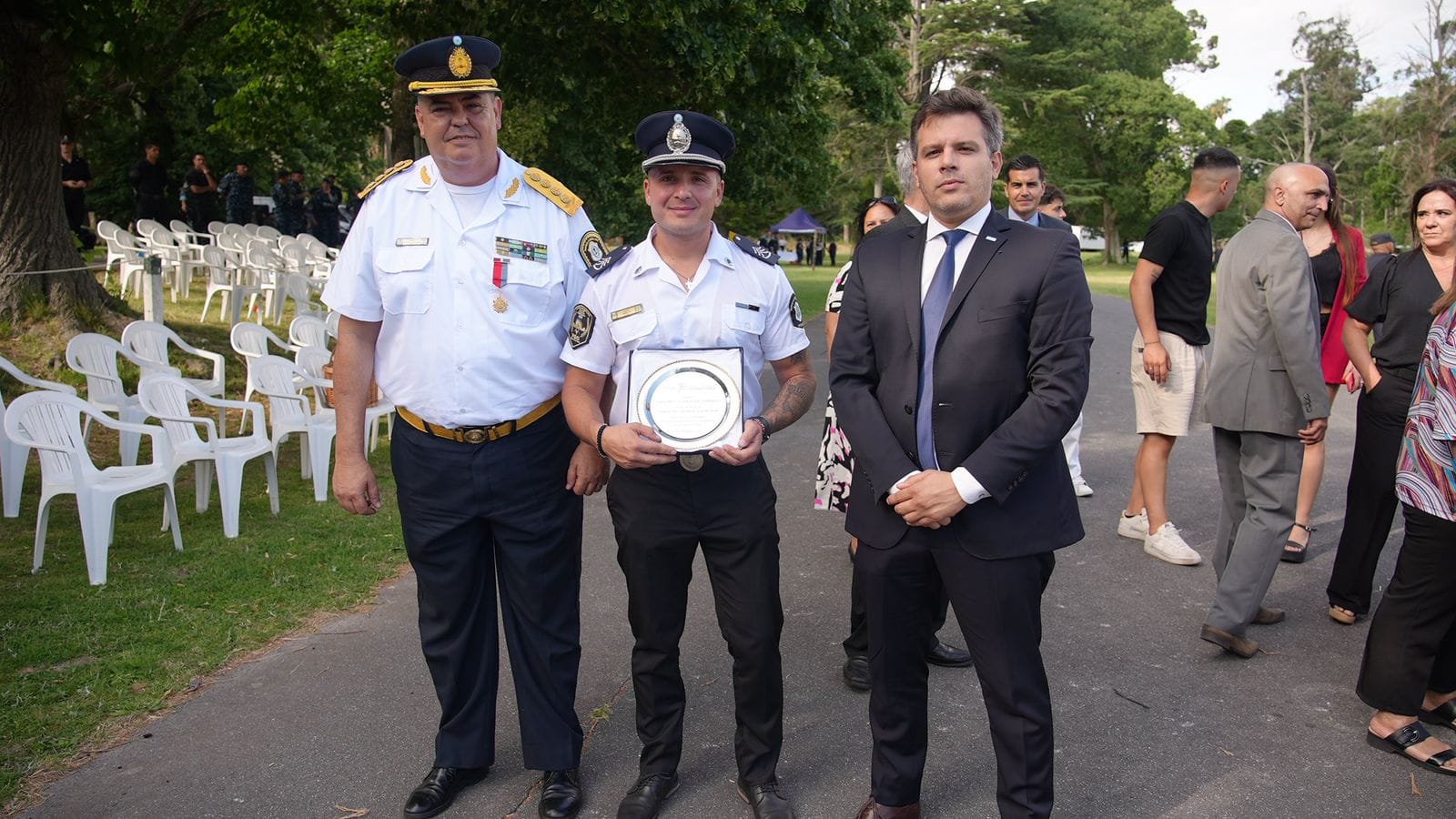 Distinguen a un policia gilense, como uno de los 18 mejores efectivos del año de la Policia de la Provincia de Buenos Aires