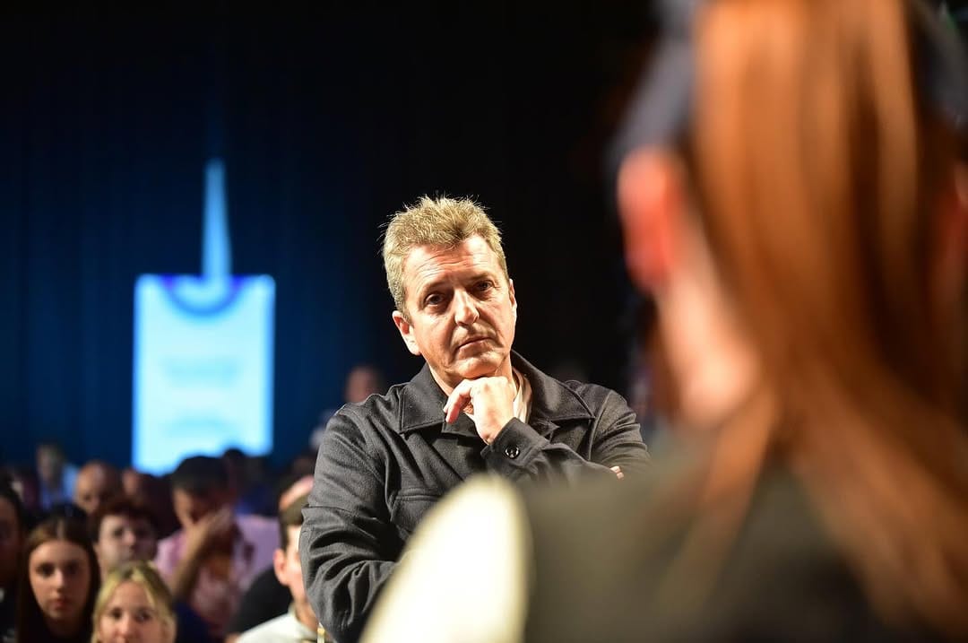 Puglielli y Gesualdi en el congreso del Frente renovador