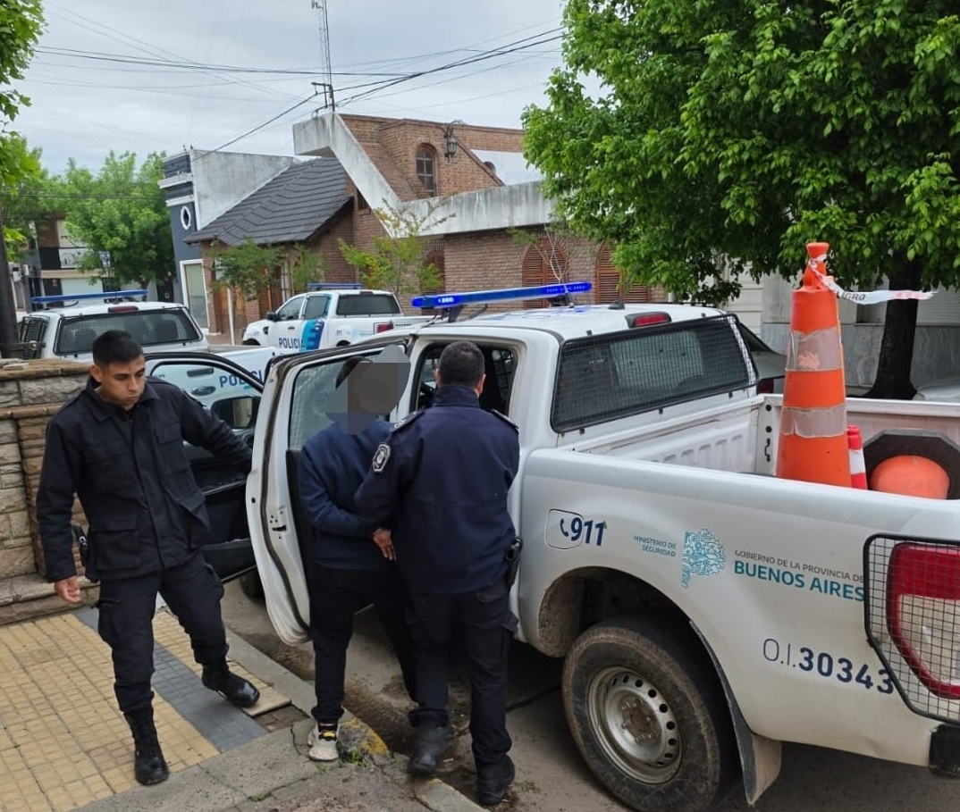 Detienen a dos personas se hacían pasar por albañiles para ingresar a viviendas