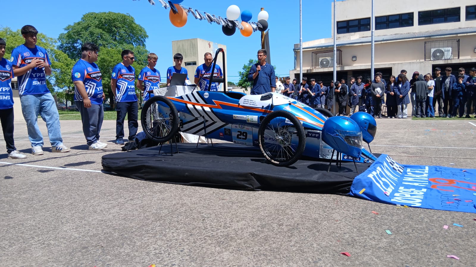 La escuela técnica presento el nuevo auto del “Desafío ECO”