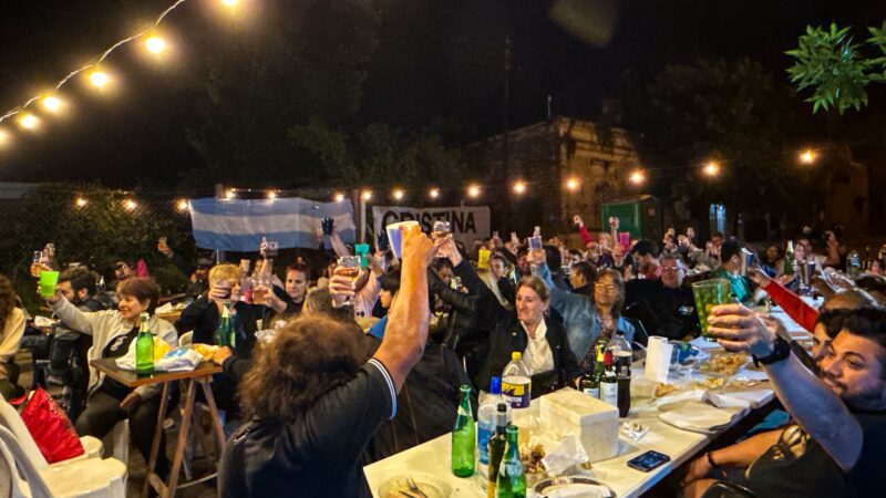La Cámpora realizo la cena de cierre de sus talleres
