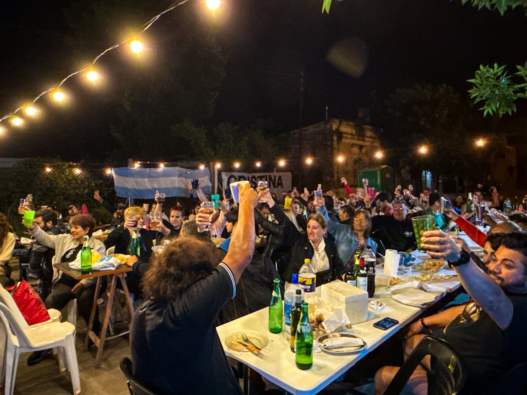 La Cámpora realizo la cena de cierre de sus talleres