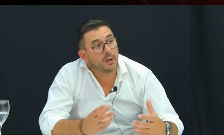 Dr. Leandro Giacobone, la ley laboral debía ser revisada, pero no veo ningún beneficio para el empleado.