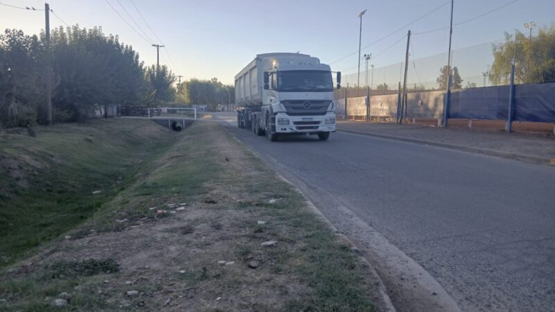 Reconfiguran el cambio de mano polémico de una calle