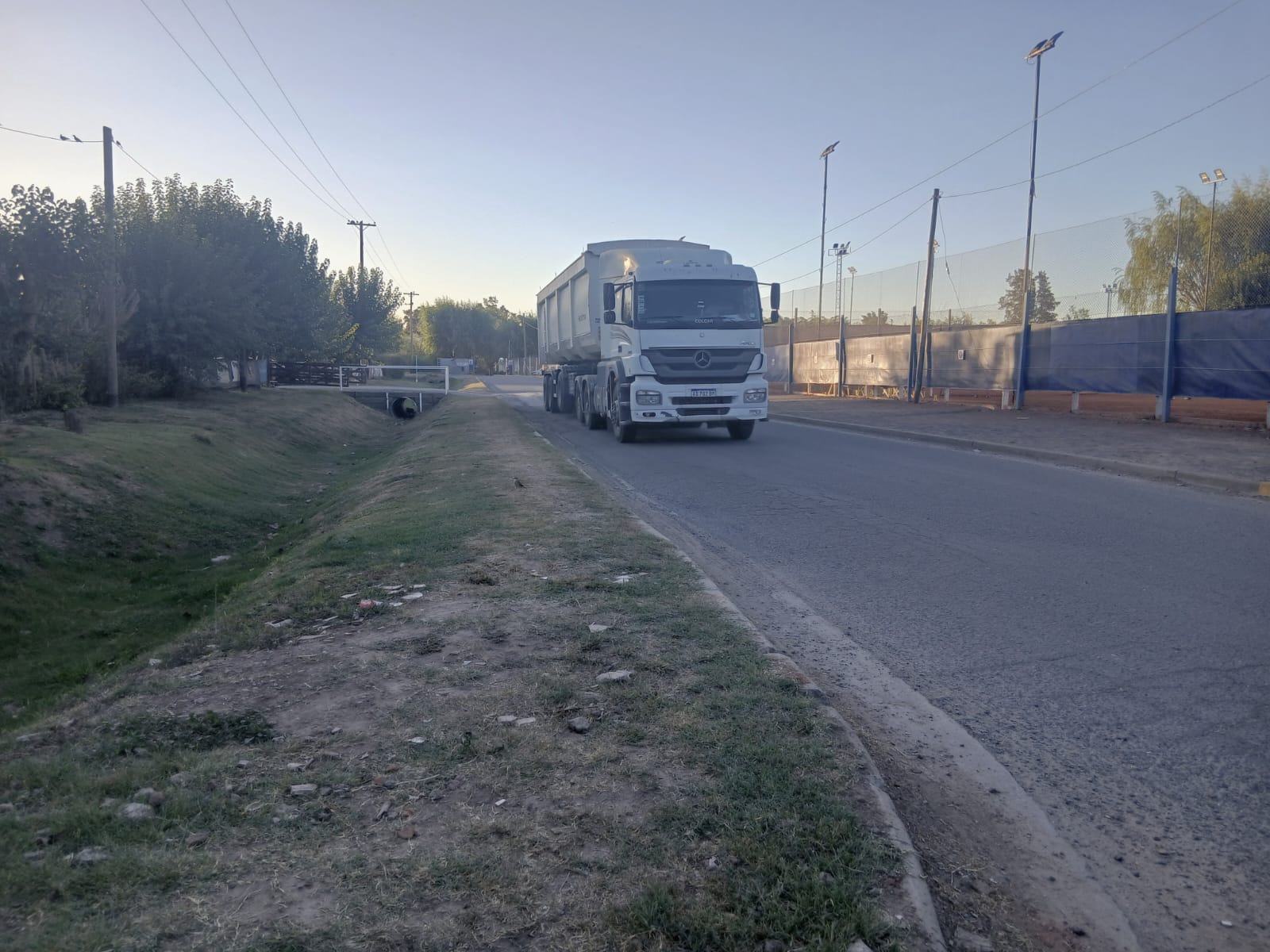 Reconfiguran el cambio de mano polémico de una calle