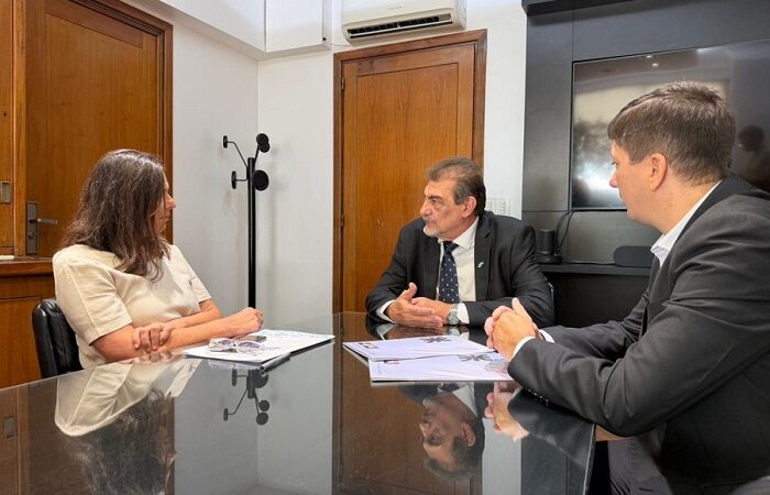 El IPS firmó un convenio con la universidad tecnológica nacional