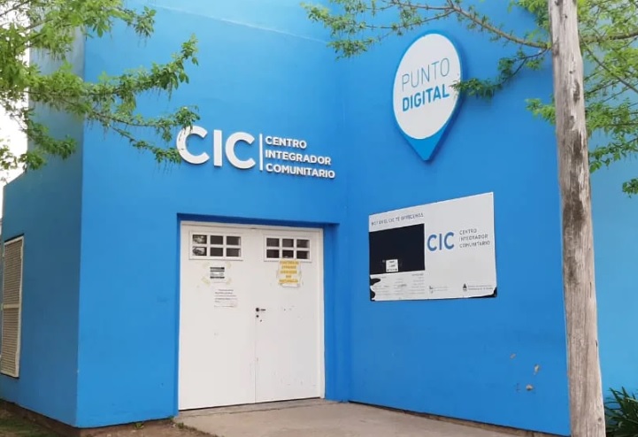 Los vecinos ya hacen fila de madrugada para conseguir un turno de salud