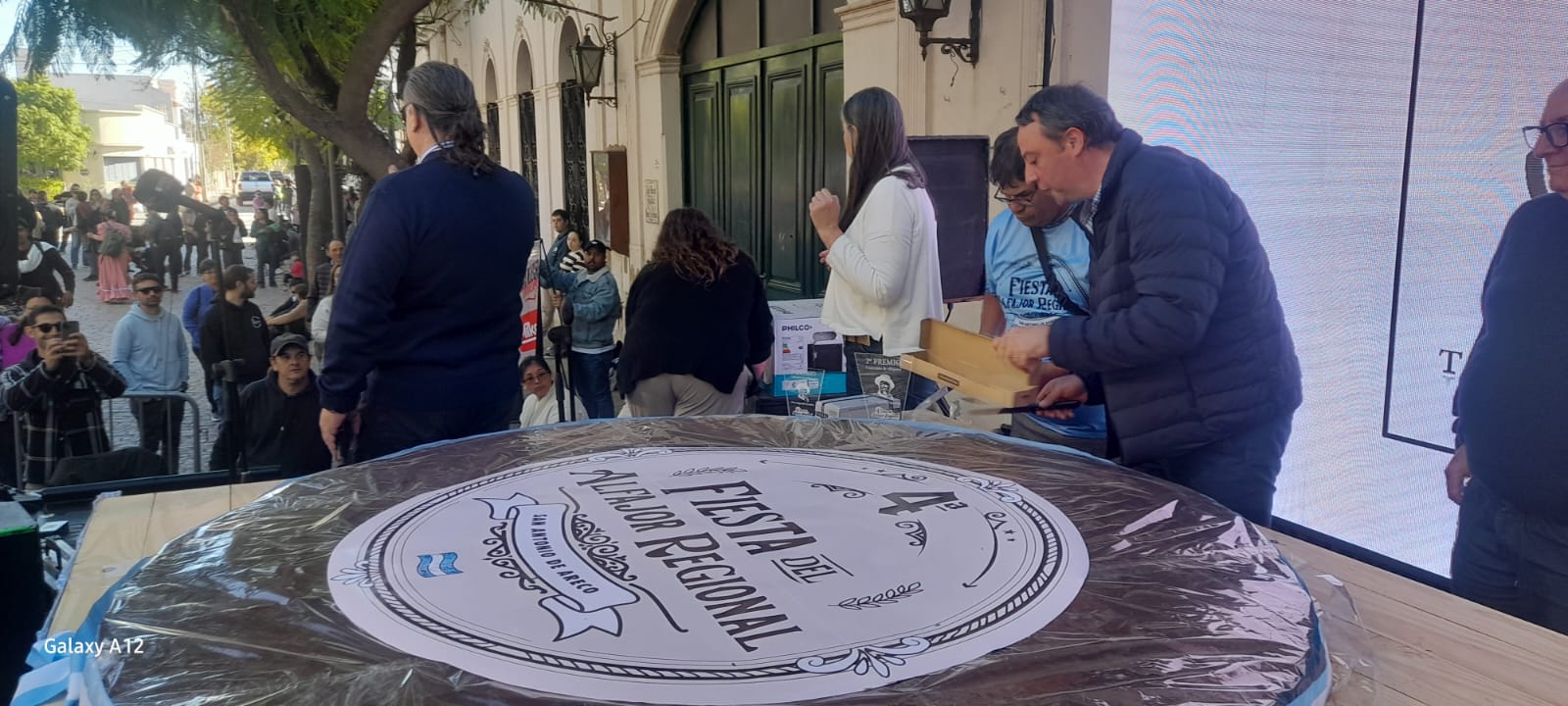 San Antonio de areco vivio la cuarta fiesta del alfajor regional